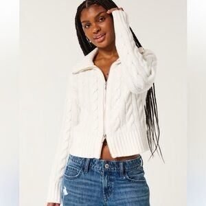 Hollister Cable Cloud Knit Sweater